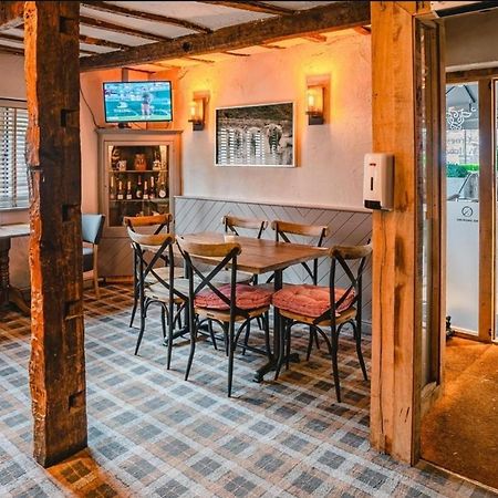 Ferienwohnung Charming 1-Bed Loft In Caerleon Newport  Exterior foto