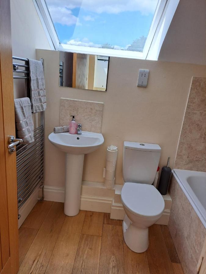 Ferienwohnung Charming 1-Bed Loft In Caerleon Newport  Exterior foto